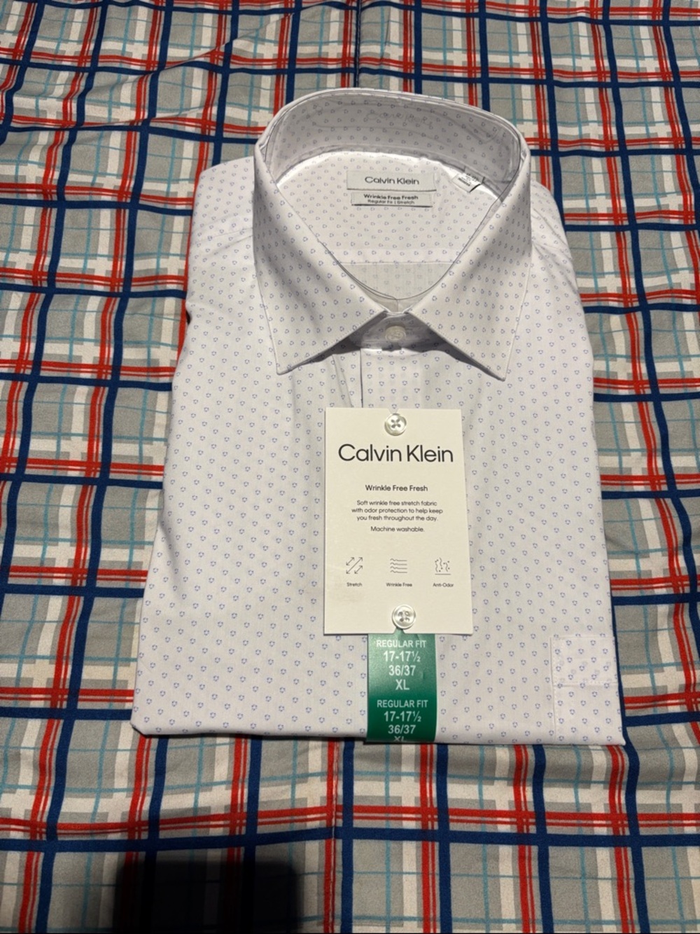 ⭐️⬇️ CALVIN KLEIN MEN’S NWT BUTTON DOWN, LONG SLEEVE DRESS SHIRT